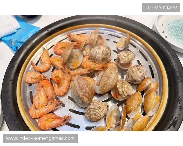 澳门回力自助餐环境宽敞明亮,装修风格融合现代与传统,营造舒适用餐氛围 澳门回力自助餐环境宽敞明亮,装修风格融合现代与传统,营造舒适用餐氛围